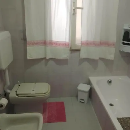 Casa Di Lella *